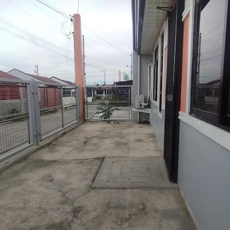 2 Bedroom House At Deca Homes Talomo Davao ภายนอก รูปภาพ